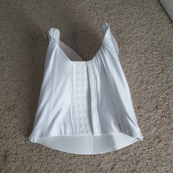 FELINA White Satin Bustier 32D $79 NEW! - Picture 5 of 6
